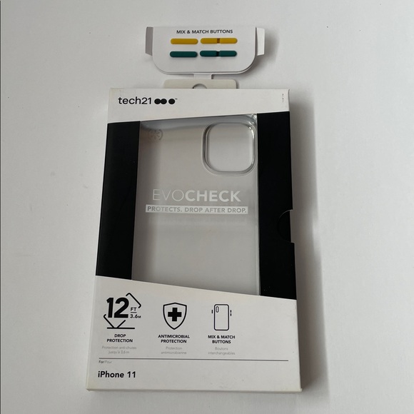 tech21 Other - NIB Tech21 EvoCheck Transparent Case for iPhone 11